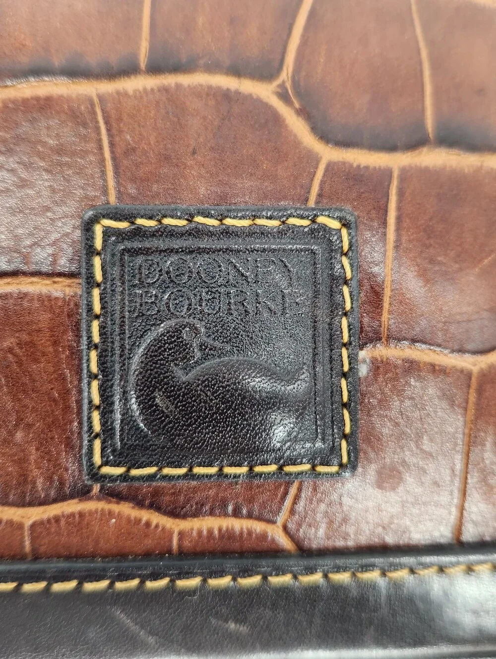 Dooney & Bourke good pre